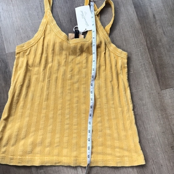 NWT Universal thread women’s yellow strap tank - Picture 7 of 7